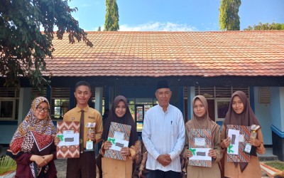 SISWA SMA Negeri 1 Jayapura RAIH JUARA DI MTQ TINGKAT Kabupaten Jakarta Pusat